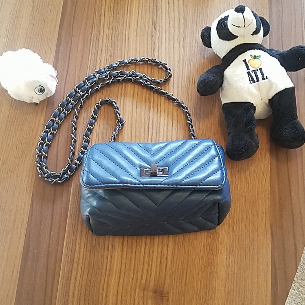 Steve Madden quilted Mini chain crossbody blue